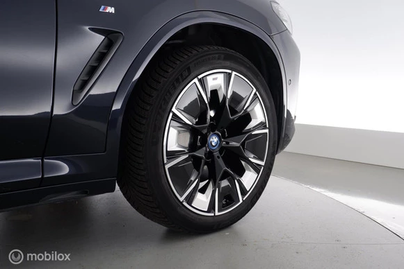 BMW iX3 - Afbeelding 23 van 30