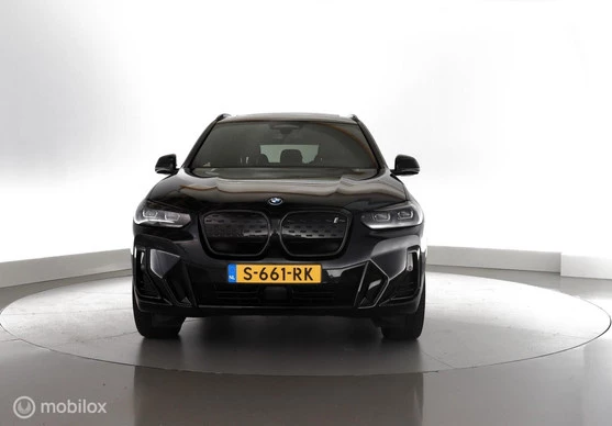 BMW iX3 - Afbeelding 24 van 30