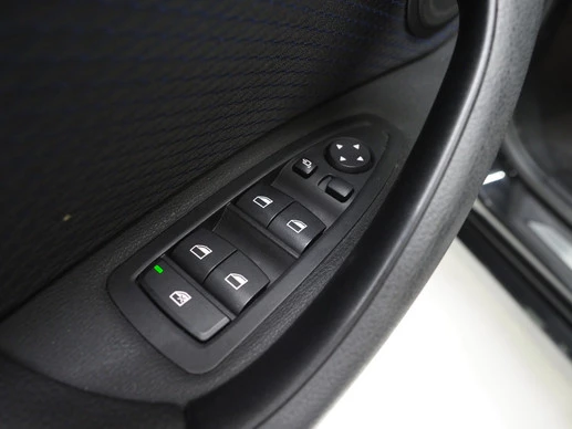 BMW X1 - Afbeelding 18 van 30