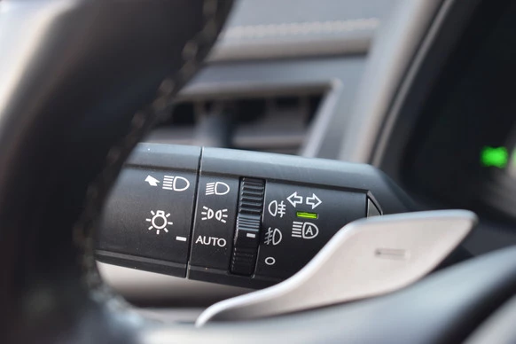 Lexus UX - Afbeelding 20 van 28