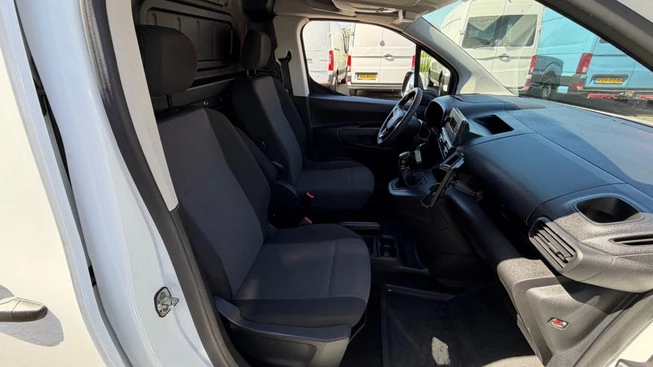 Opel Combo - Afbeelding 8 van 29