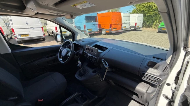 Opel Combo - Afbeelding 9 van 29