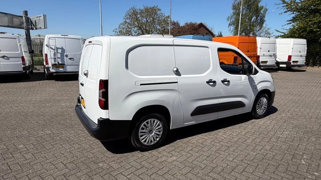 Opel Combo - Afbeelding 11 van 29