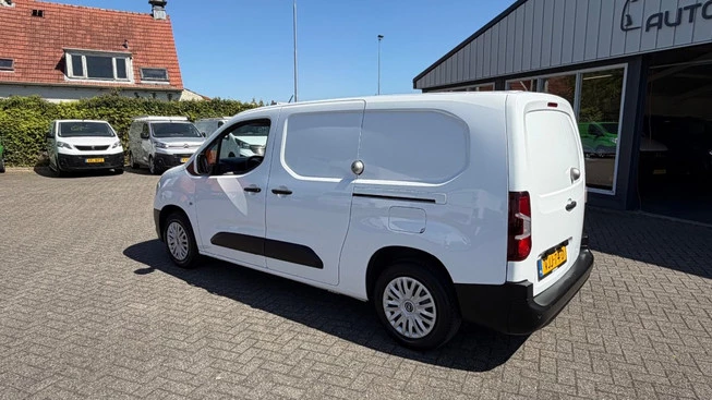 Opel Combo - Afbeelding 17 van 29