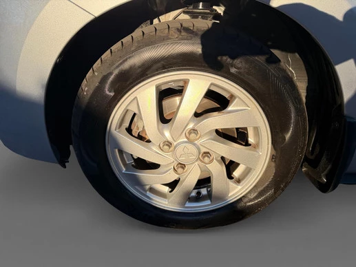 Mitsubishi Space Star - Afbeelding 16 van 27