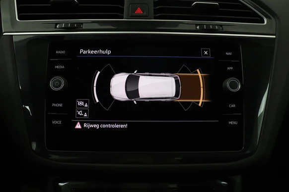 Volkswagen Tiguan - Afbeelding 21 van 27