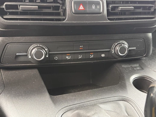 Opel Combo - Afbeelding 18 van 22