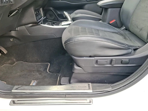 Mitsubishi Outlander - Afbeelding 27 van 30