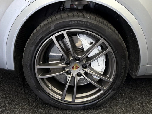 Porsche Cayenne - Afbeelding 13 van 30