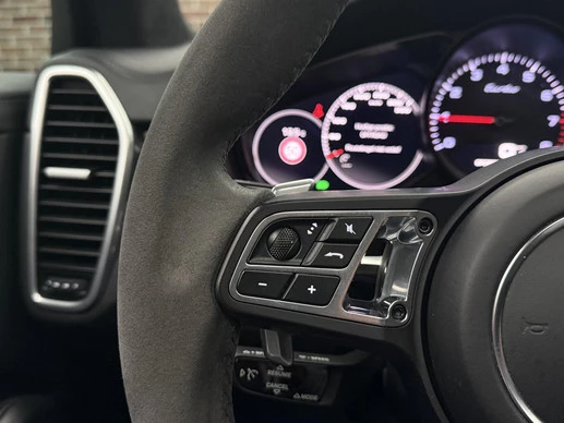 Porsche Cayenne - Afbeelding 22 van 30