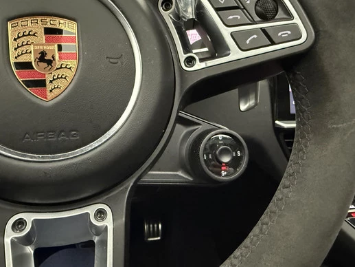 Porsche Cayenne - Afbeelding 24 van 30