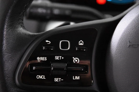 Mercedes-Benz GLB - Afbeelding 18 van 30