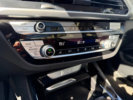 BMW iX3 - Afbeelding 17 van 21