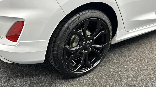 Ford Fiesta - Afbeelding 13 van 30