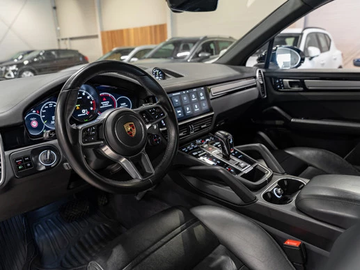 Porsche Cayenne - Afbeelding 2 van 30