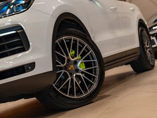 Porsche Cayenne - Afbeelding 3 van 30