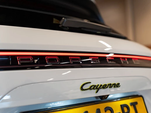 Porsche Cayenne - Afbeelding 16 van 30