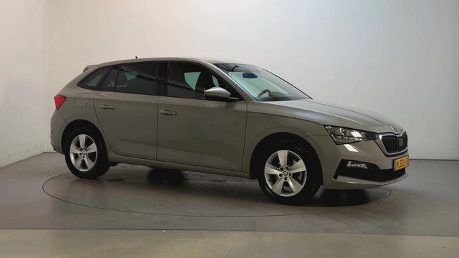 Škoda Scala - Afbeelding 1 van 25