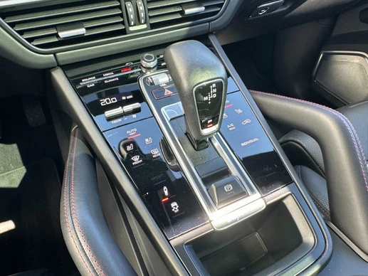 Porsche Cayenne - Afbeelding 16 van 30