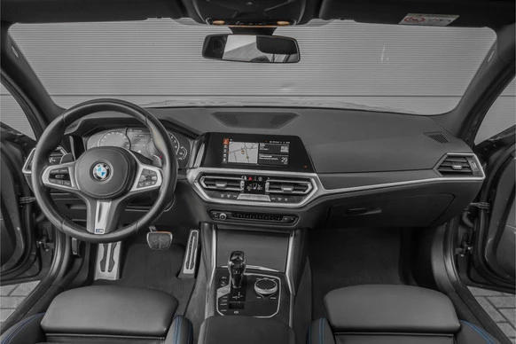 BMW 3 Serie - Afbeelding 2 van 30