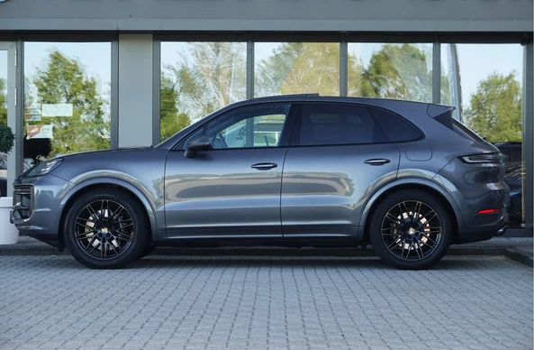 Porsche Cayenne - Afbeelding 3 van 22