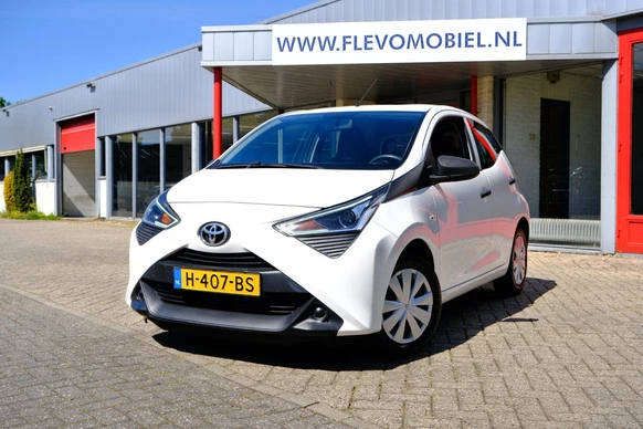 Toyota Aygo - Afbeelding 1 van 25
