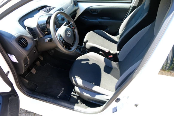 Toyota Aygo - Afbeelding 2 van 25