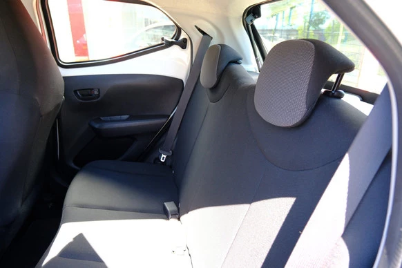 Toyota Aygo - Afbeelding 17 van 25