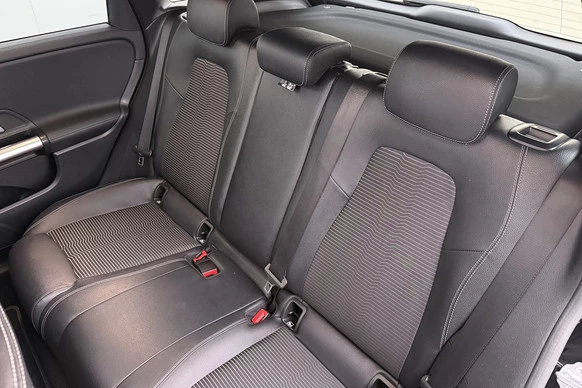 Mercedes-Benz B-Klasse - Afbeelding 12 van 30