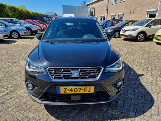 SEAT Arona - Afbeelding 2 van 30