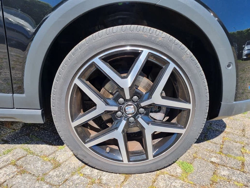 SEAT Arona - Afbeelding 5 van 30