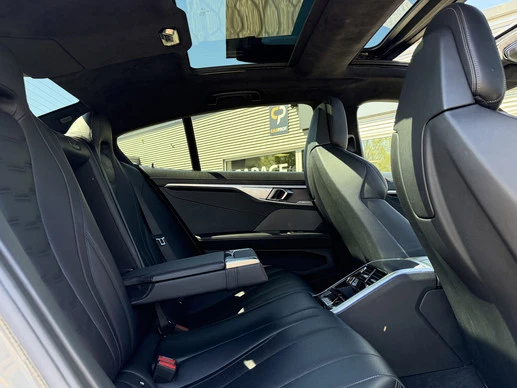 BMW 8 Serie - Afbeelding 6 van 30
