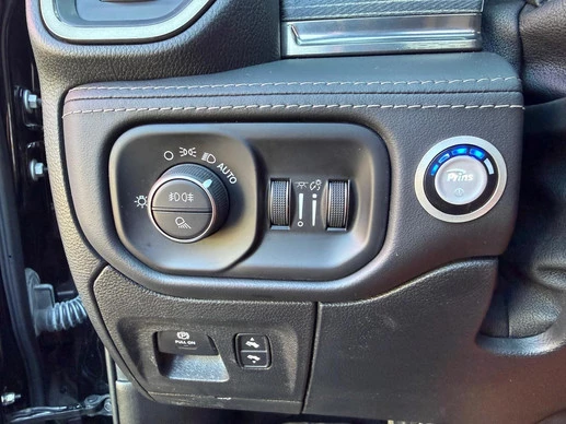 Dodge Ram 1500 - Afbeelding 19 van 30