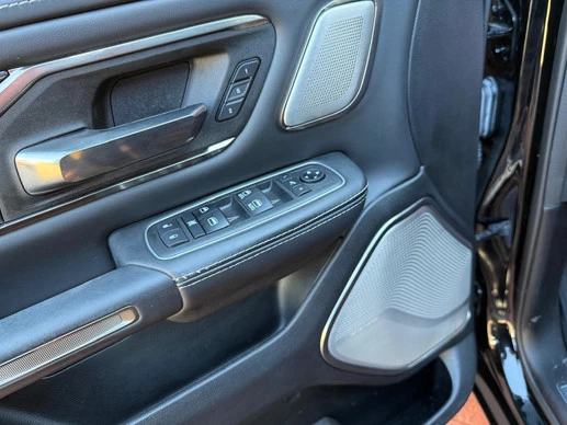 Dodge Ram 1500 - Afbeelding 28 van 30