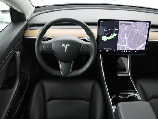 Tesla Model 3 - Afbeelding 3 van 30