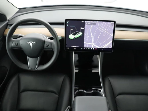 Tesla Model 3 - Afbeelding 9 van 30