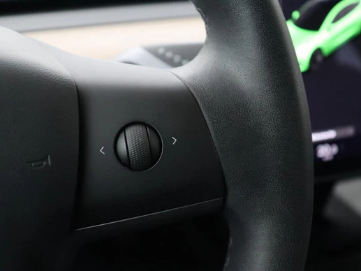 Tesla Model 3 - Afbeelding 21 van 30