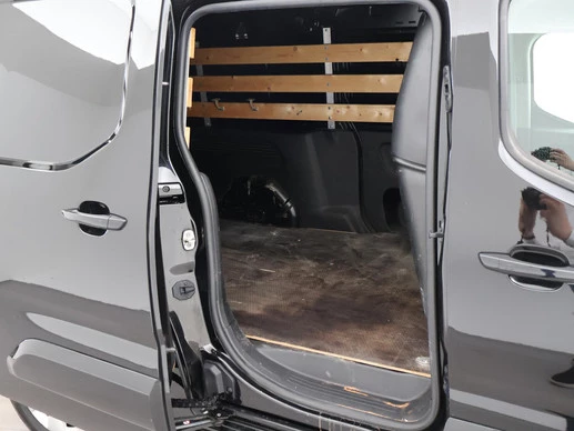 Opel Combo - Afbeelding 26 van 30