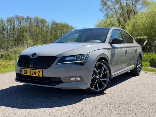Škoda Superb - Afbeelding 1 van 30