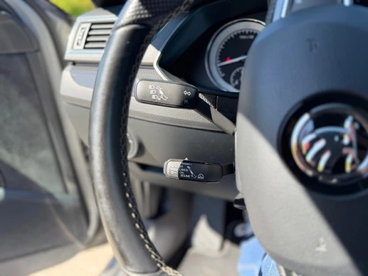 Škoda Superb - Afbeelding 18 van 30