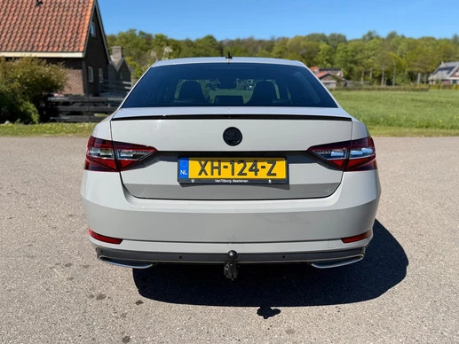 Škoda Superb - Afbeelding 24 van 30