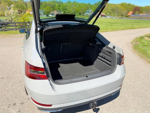 Škoda Superb - Afbeelding 25 van 30