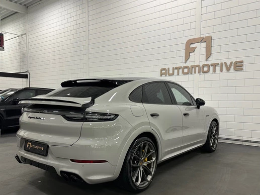 Porsche Cayenne - Afbeelding 3 van 30