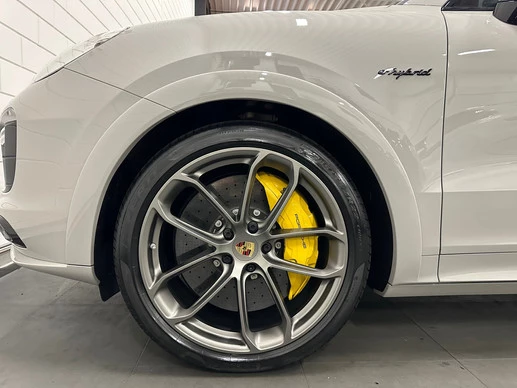 Porsche Cayenne - Afbeelding 14 van 30