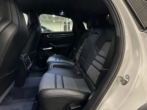 Porsche Cayenne - Afbeelding 20 van 30
