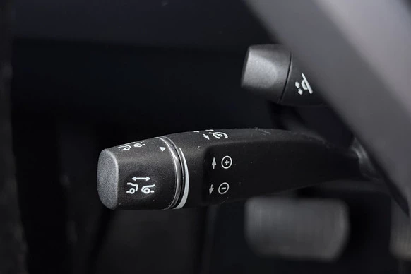 Tesla Model X - Afbeelding 16 van 25