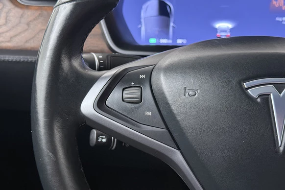 Tesla Model X - Afbeelding 17 van 25