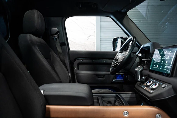 Land Rover Defender - Afbeelding 19 van 30