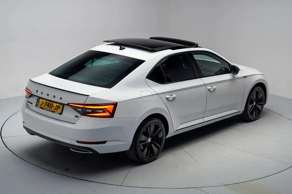 Škoda Superb - Afbeelding 19 van 30