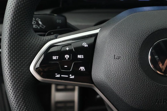 Volkswagen Golf - Afbeelding 16 van 30